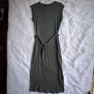 ALYA Green Midi Dress